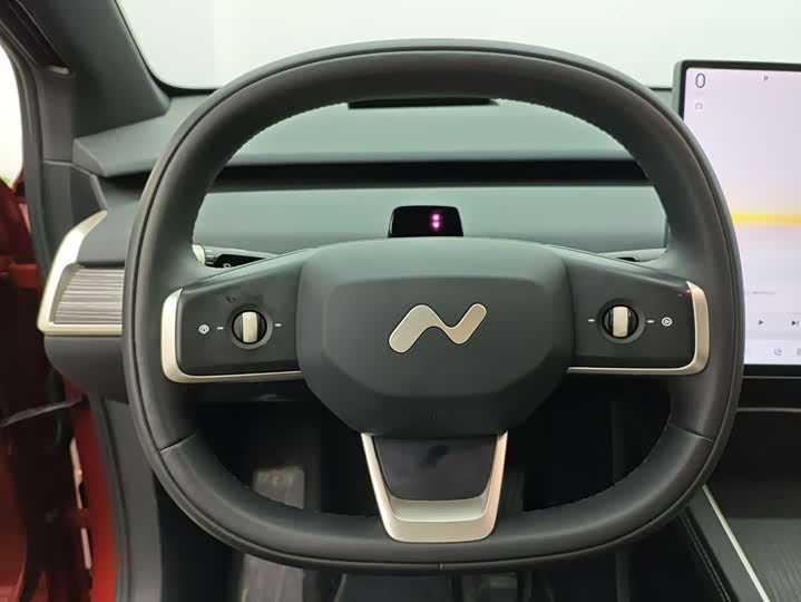 Фото 14 - Nio Onvo L60