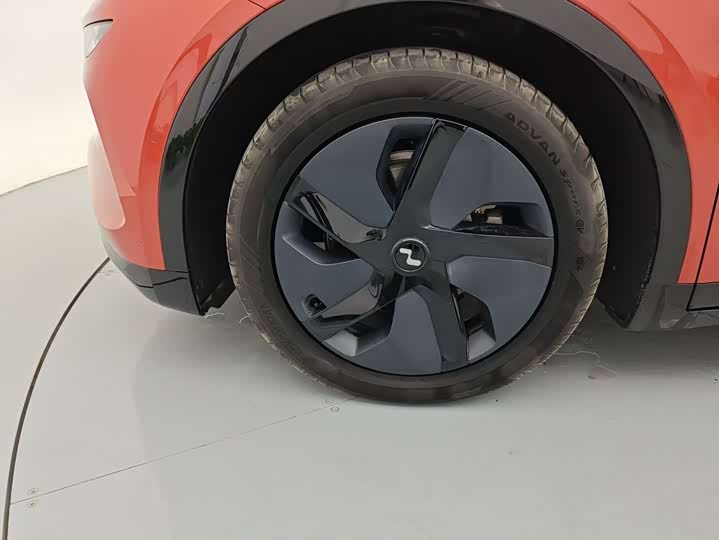 Фото 25 - Nio Onvo L60