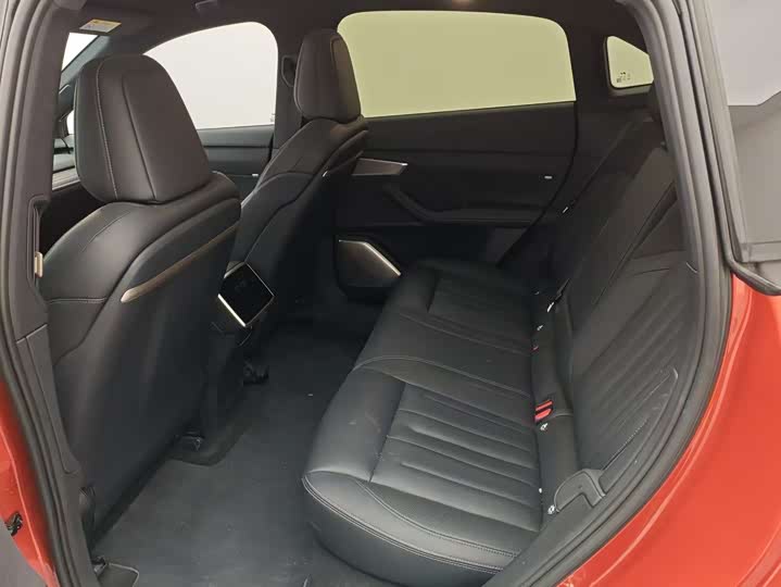 Фото 9 - Nio Onvo L60