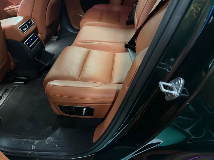 Фото 10 - LiXiang L7