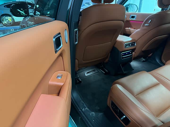 Фото 9 - LiXiang L7