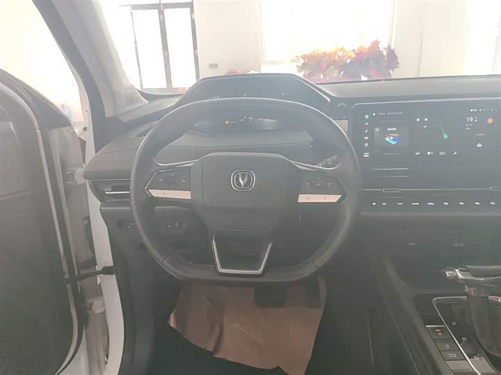 Фото 11 - Changan CS55 Plus