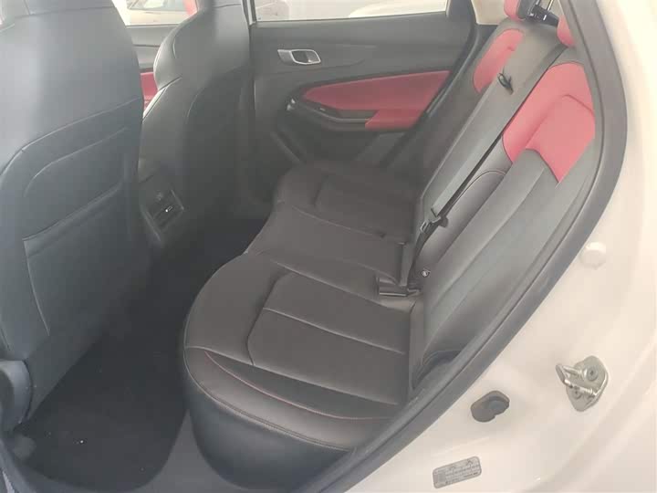 Фото 17 - Changan CS55 Plus