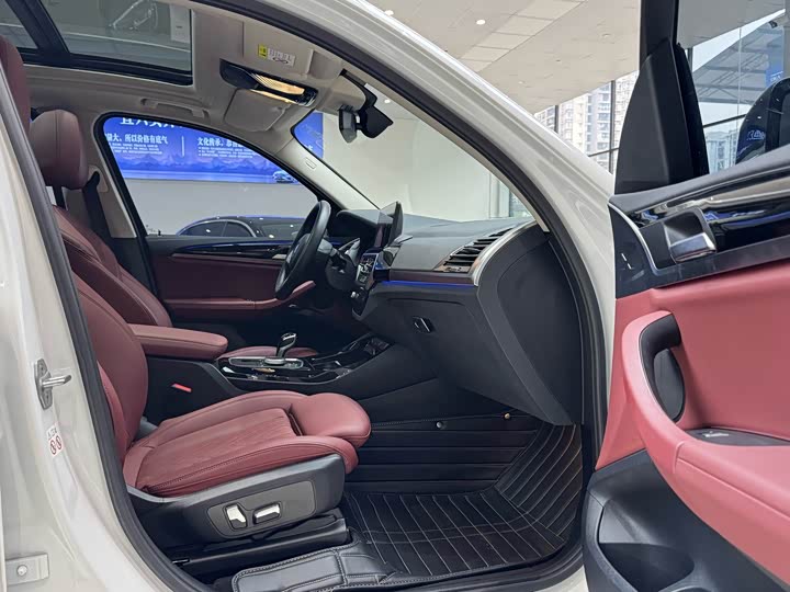 Фото 12 - BMW X3