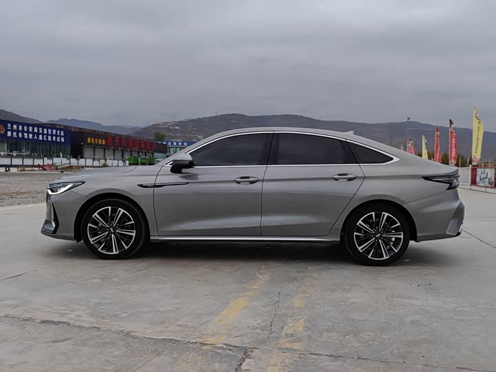 Фото 7 - Chery Arrizo 8