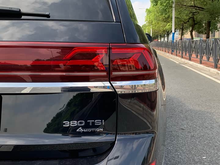 Фото 10 - Volkswagen Teramont Pro