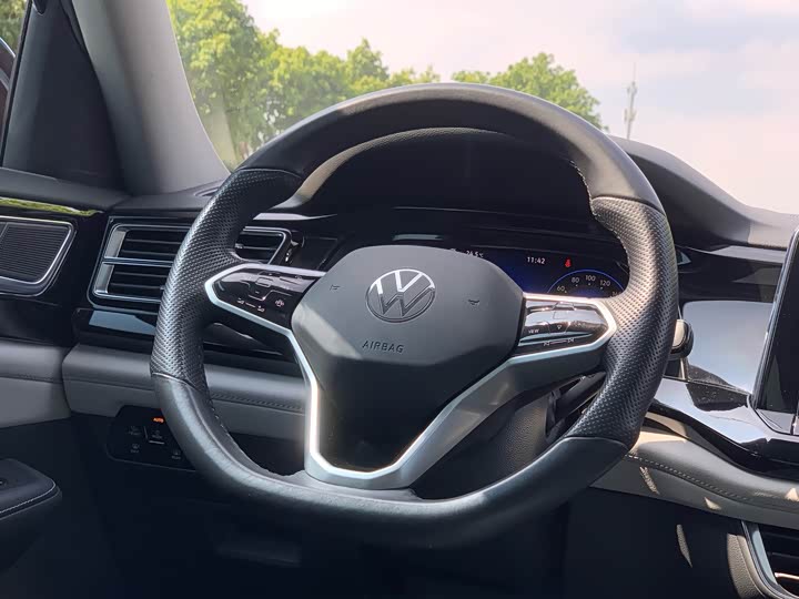 Фото 20 - Volkswagen Teramont Pro