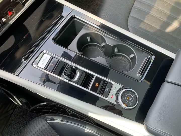 Фото 21 - Volkswagen Teramont Pro