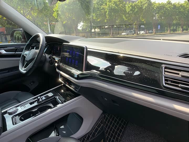 Фото 33 - Volkswagen Teramont Pro