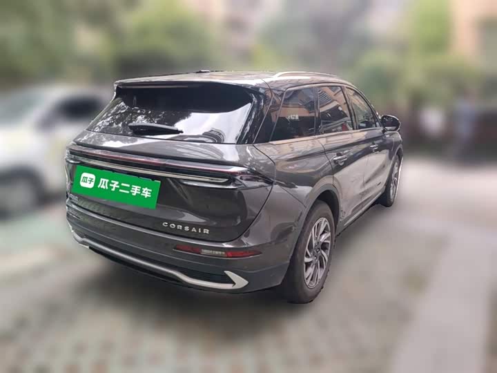 Фото 28 - Lincoln Corsair