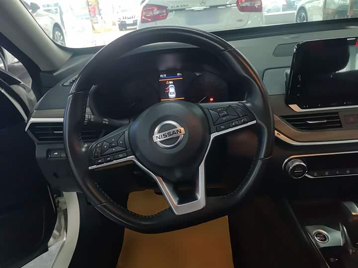 Фото 11 - Nissan Teana