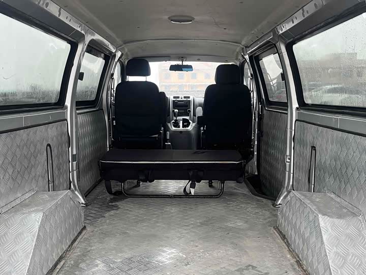 Фото 9 - Foton G5