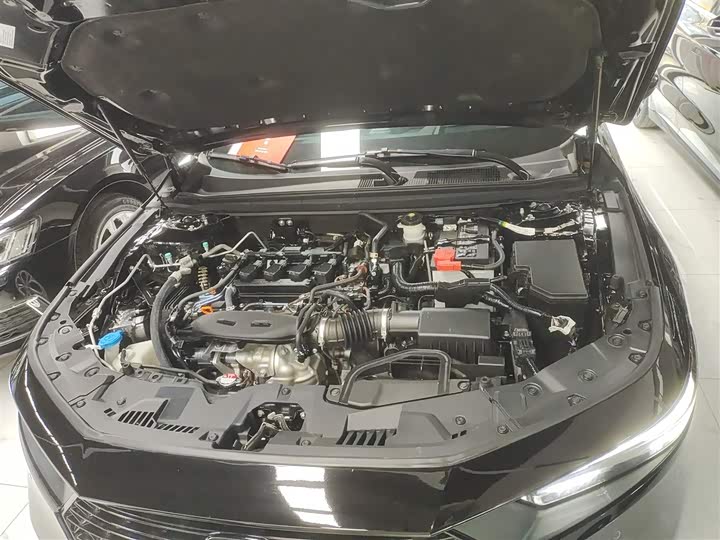 Фото 20 - Honda Accord