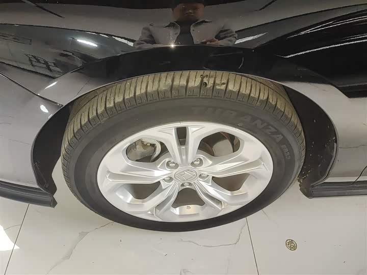 Фото 23 - Honda Accord