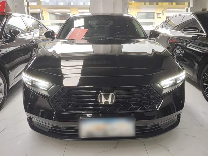 Фото 3 - Honda Accord