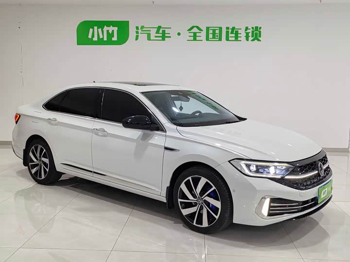 Фото 3 - Volkswagen Sagitar L