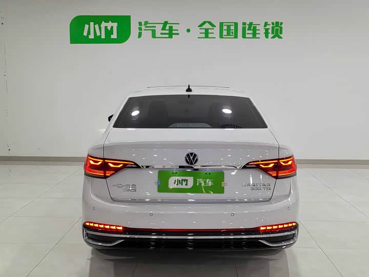 Фото 7 - Volkswagen Sagitar L