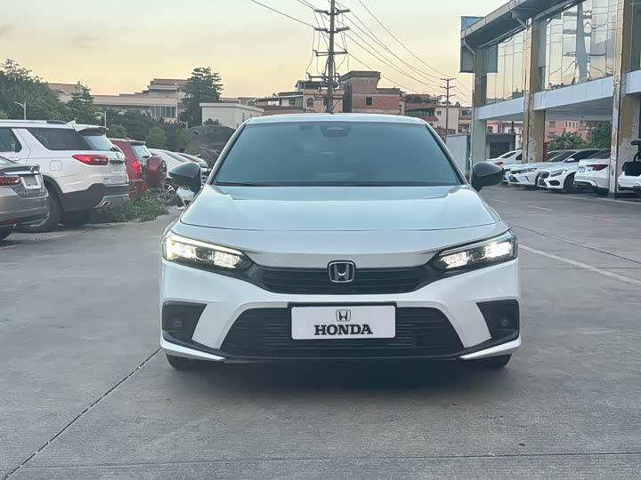 Фото 2 - Honda Civic