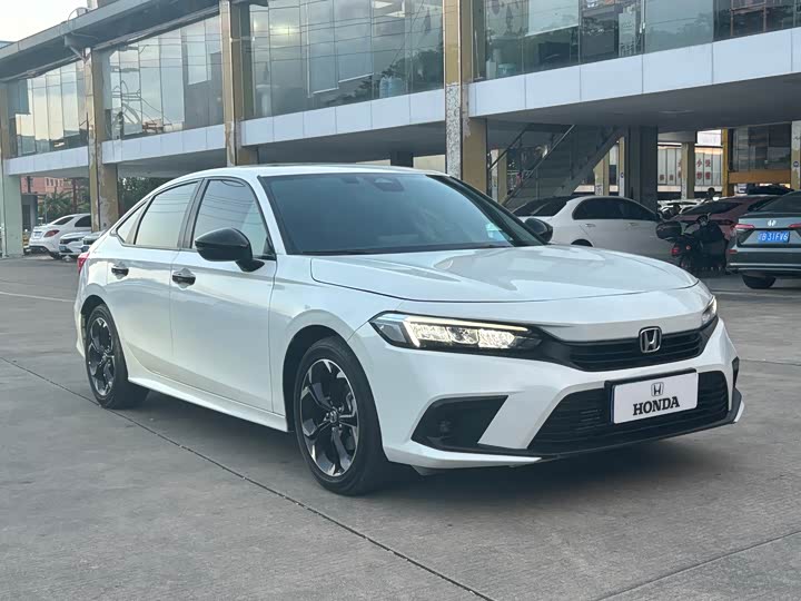 Фото 3 - Honda Civic