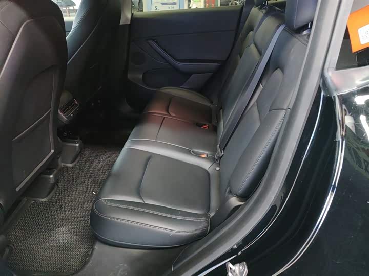 Фото 17 - Tesla Model Y