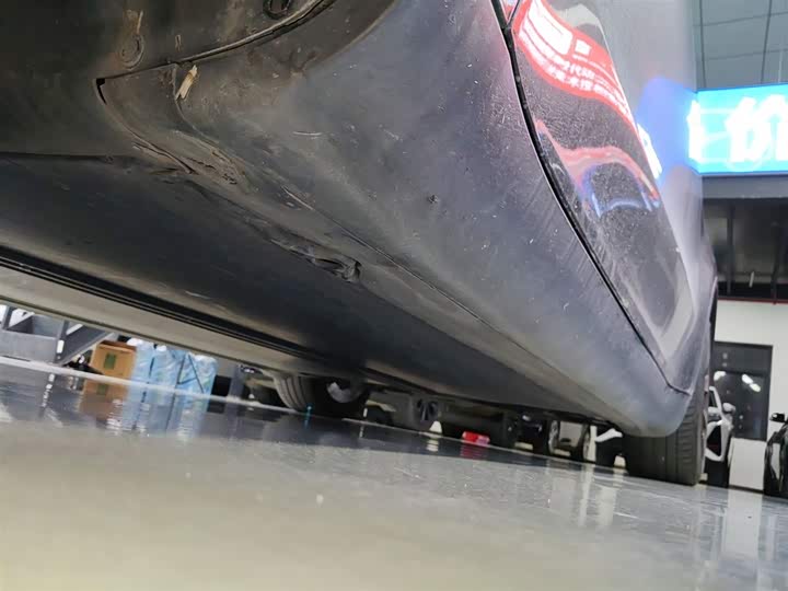 Фото 22 - Tesla Model Y