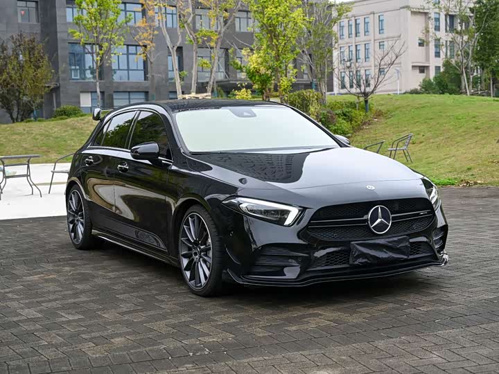 Фото 3 - Mercedes-Benz A-Class AMG