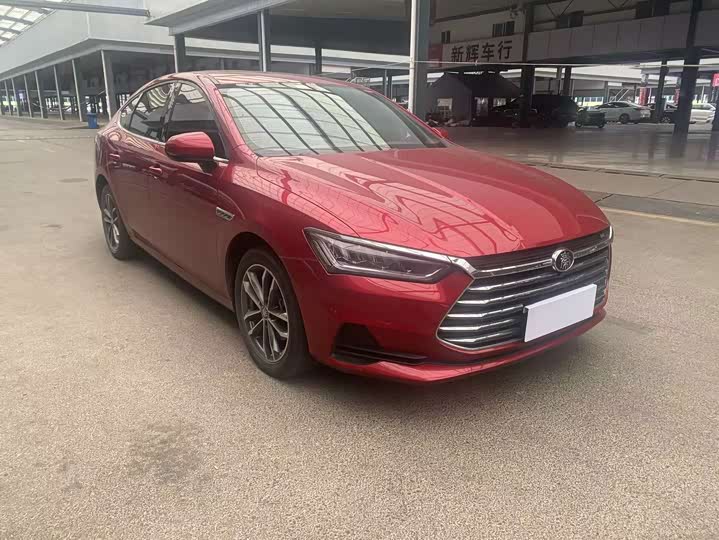 Фото 3 - BYD Qin Pro