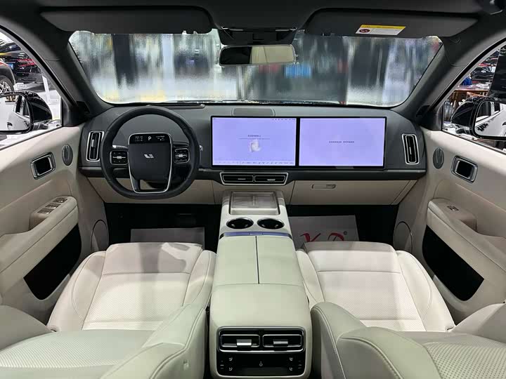 Фото 8 - LiXiang L6