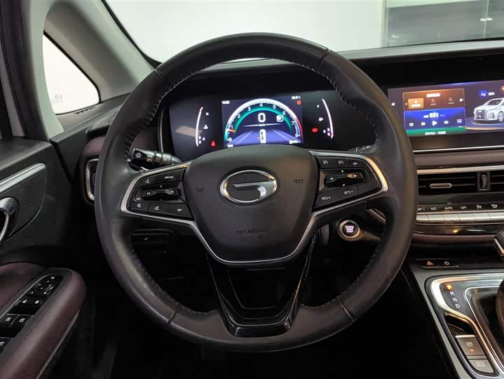 Фото 15 - GAC Trumpchi M6