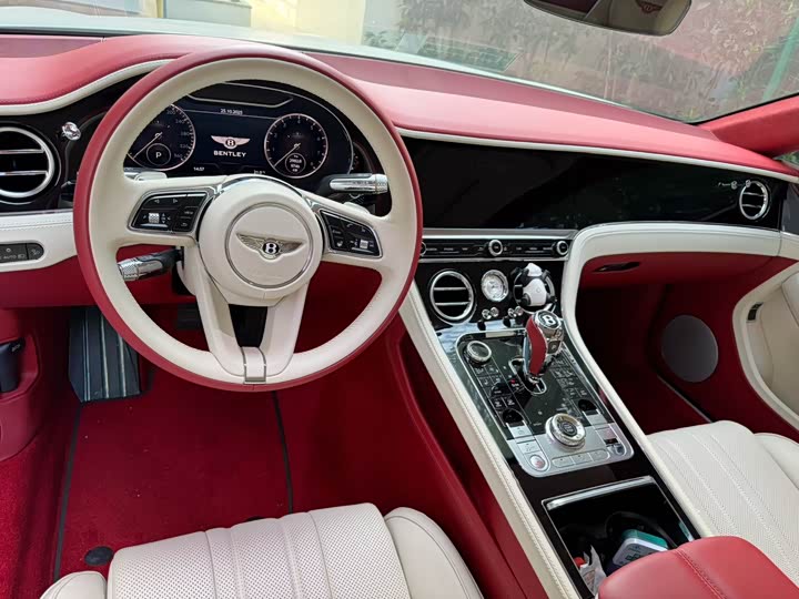 Фото 6 - Bentley Continental GT