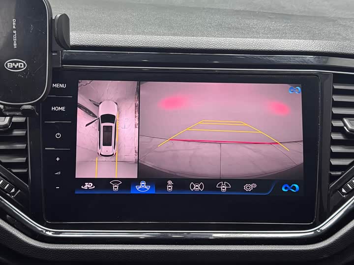 Фото 15 - Volkswagen T-Roc