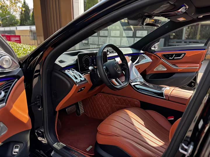 Фото 4 - Mercedes-Benz S-Class