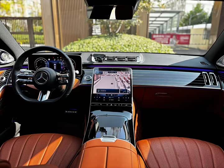 Фото 5 - Mercedes-Benz S-Class