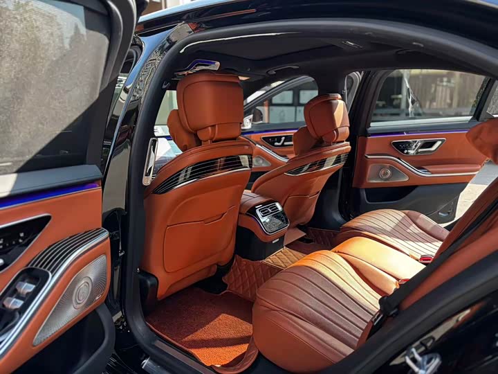 Фото 6 - Mercedes-Benz S-Class