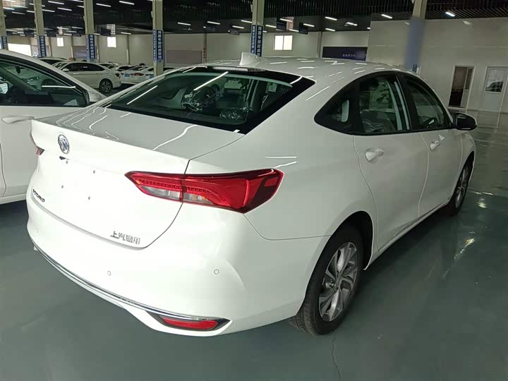 Фото 7 - Buick Verano