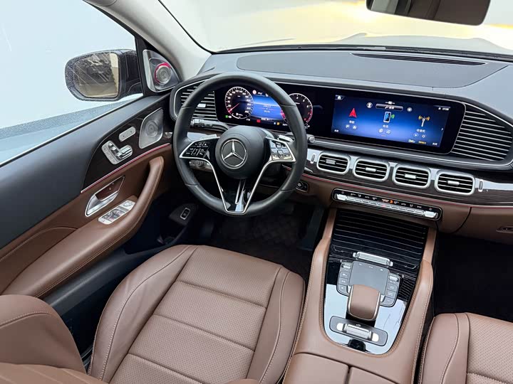 Фото 15 - Mercedes-Benz GLE-Class