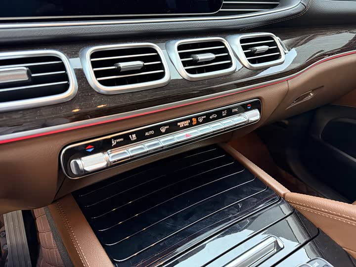 Фото 21 - Mercedes-Benz GLE-Class