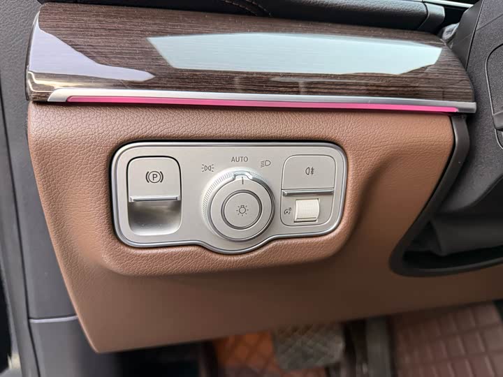 Фото 24 - Mercedes-Benz GLE-Class