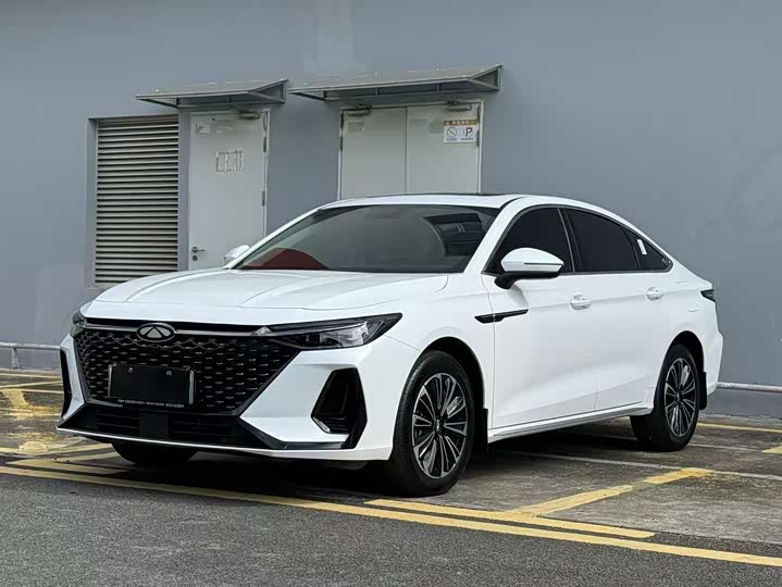 Фото 1 - Chery Fulwin A8