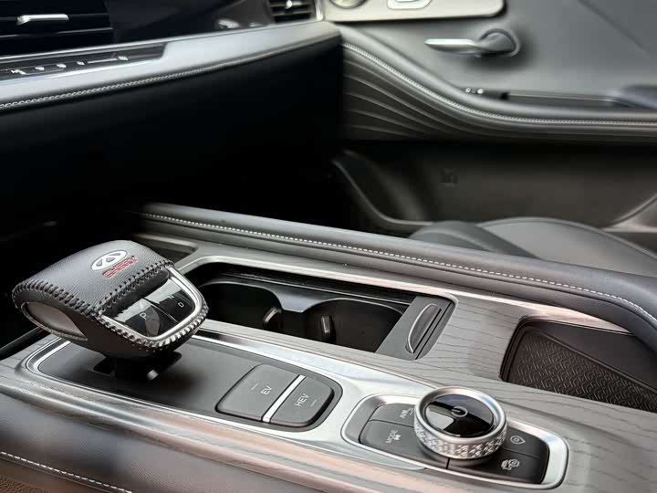 Фото 20 - Chery Fulwin A8