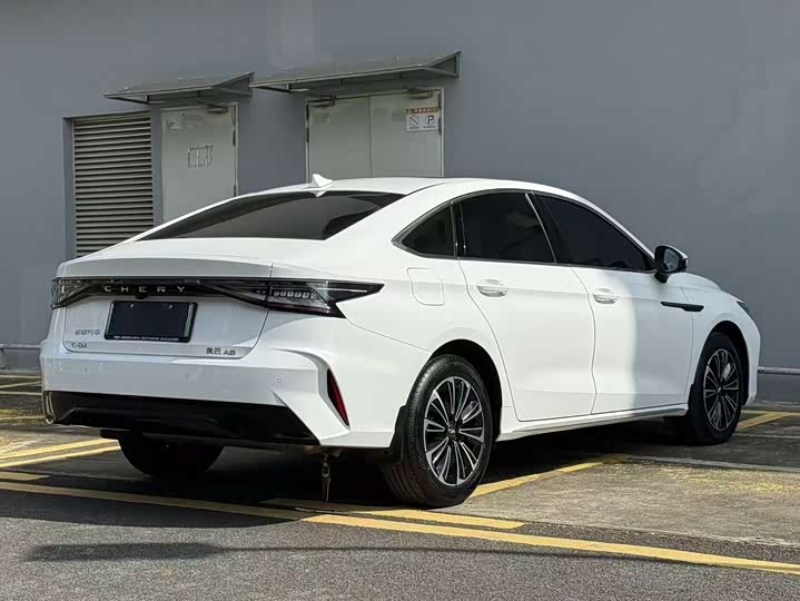 Фото 5 - Chery Fulwin A8