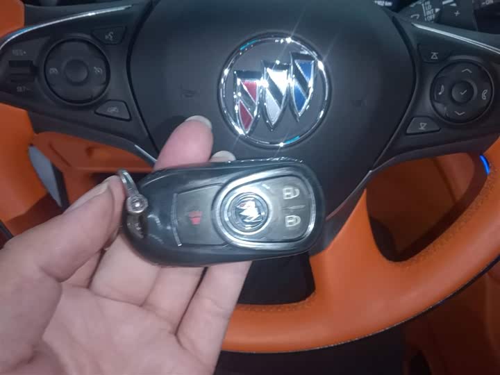 Фото 9 - Buick GL8 ES