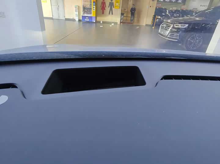 Фото 8 - Nio Onvo L60