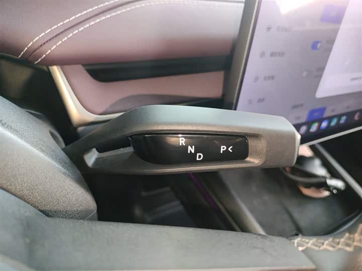 Фото 14 - Xiaomi SU7