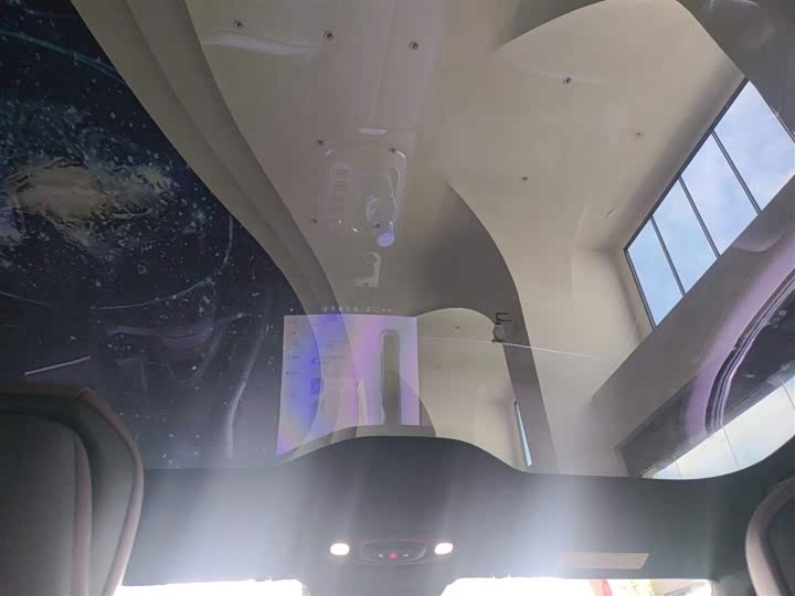 Фото 18 - Xiaomi SU7