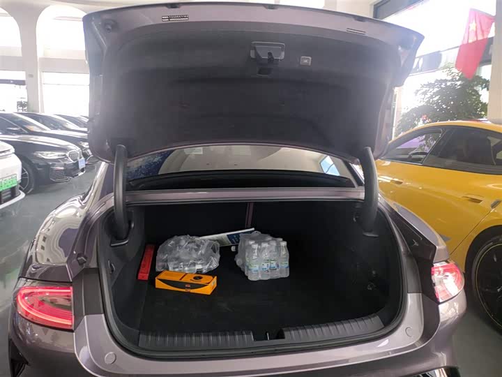 Фото 19 - Xiaomi SU7