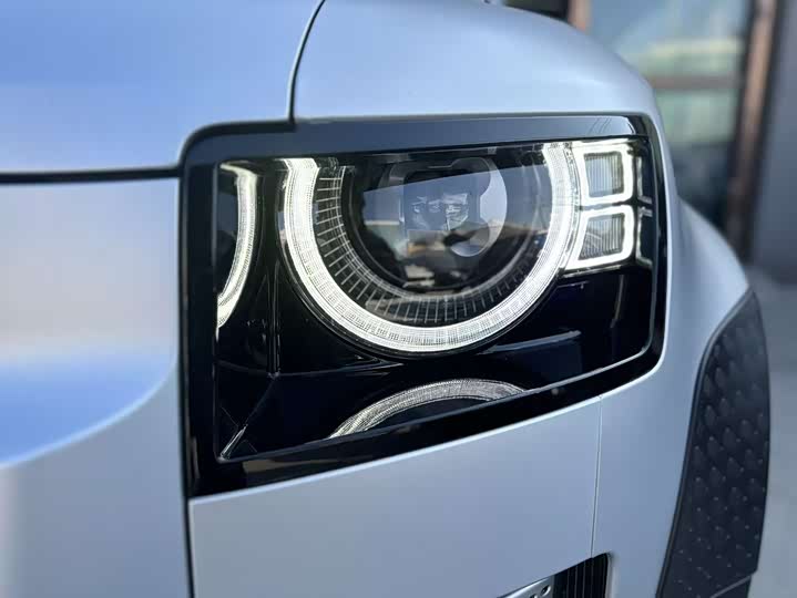 Фото 4 - Land Rover Defender