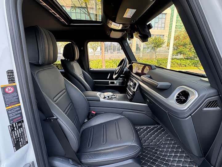 Фото 13 - Mercedes-Benz G-Class