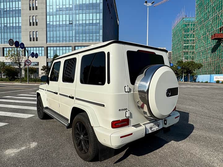 Фото 8 - Mercedes-Benz G-Class