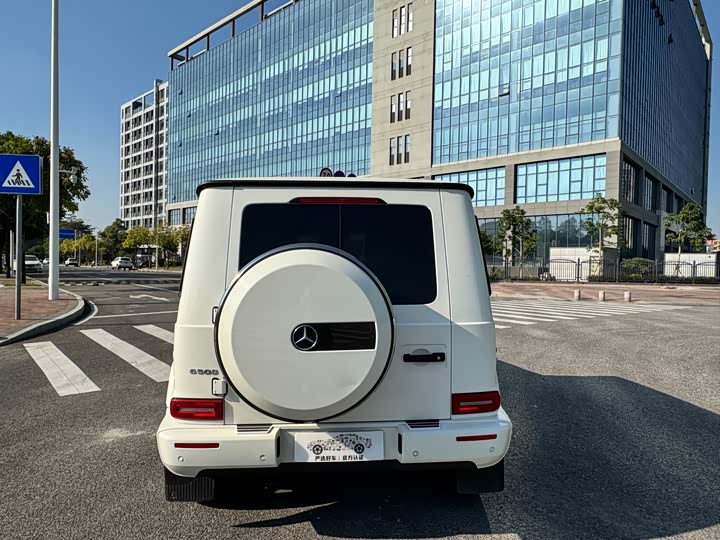 Фото 9 - Mercedes-Benz G-Class